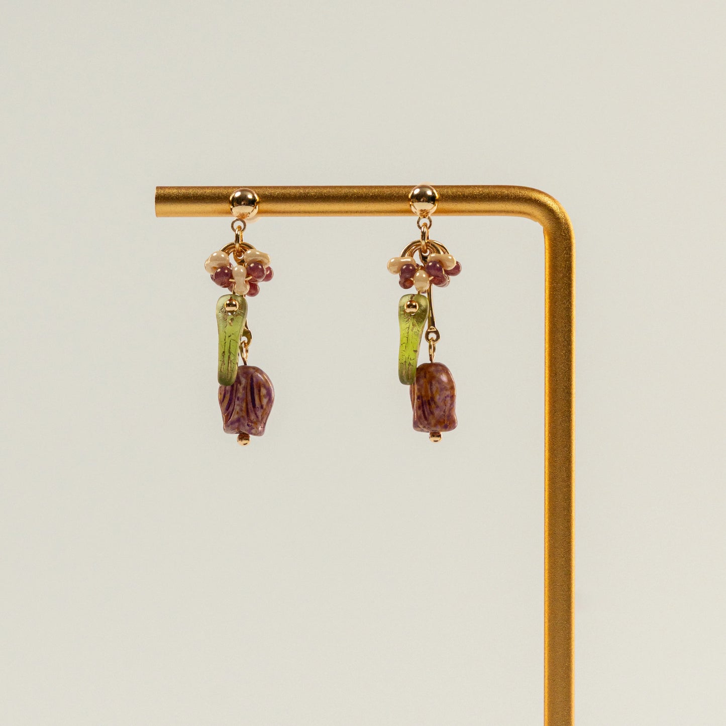 Kraaltjes oorbellen in tulpvorm