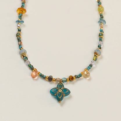 Kralenketting met klavertjevierkralen