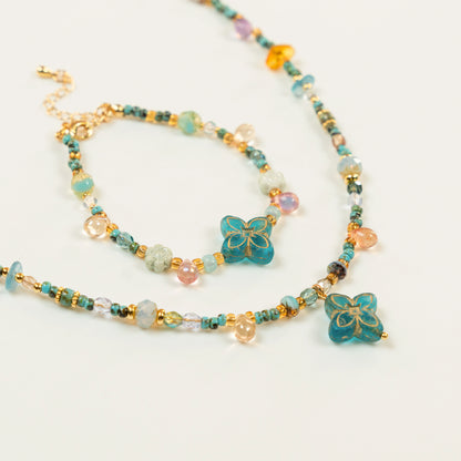 Kralenarmband met klavertjevierkralen