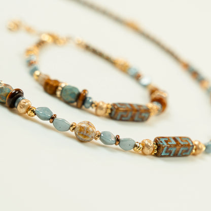 Kralenarmband met Romeinse meanderpilaar