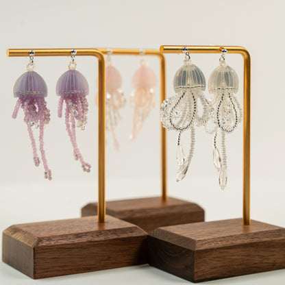 Kraaltjes oorbellen in de vorm van een kwal