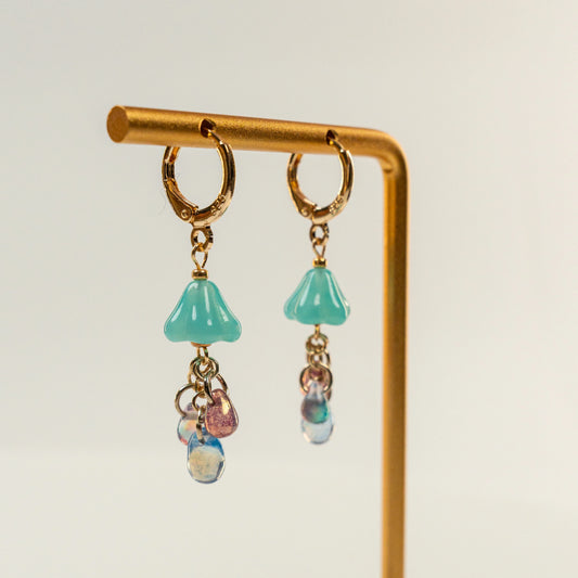 Kraaltjes oorbellen in de vorm van een kwal