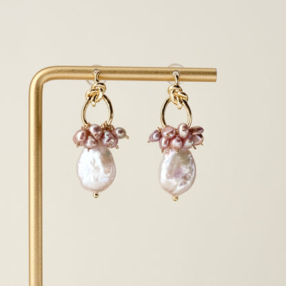 Multicolor teardrop pearl earrings