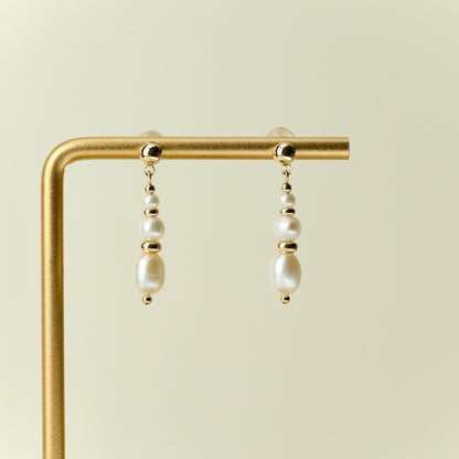 Minimal gold spacer pearl earrings