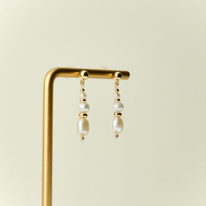Minimal gold spacer pearl earrings