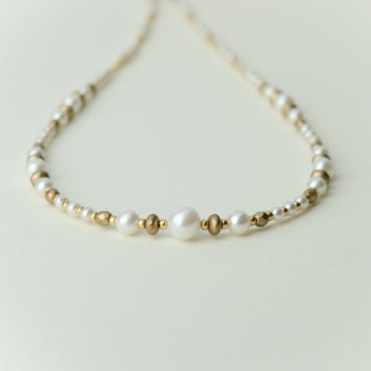 Round freshwater pearl and Czech glass necklace