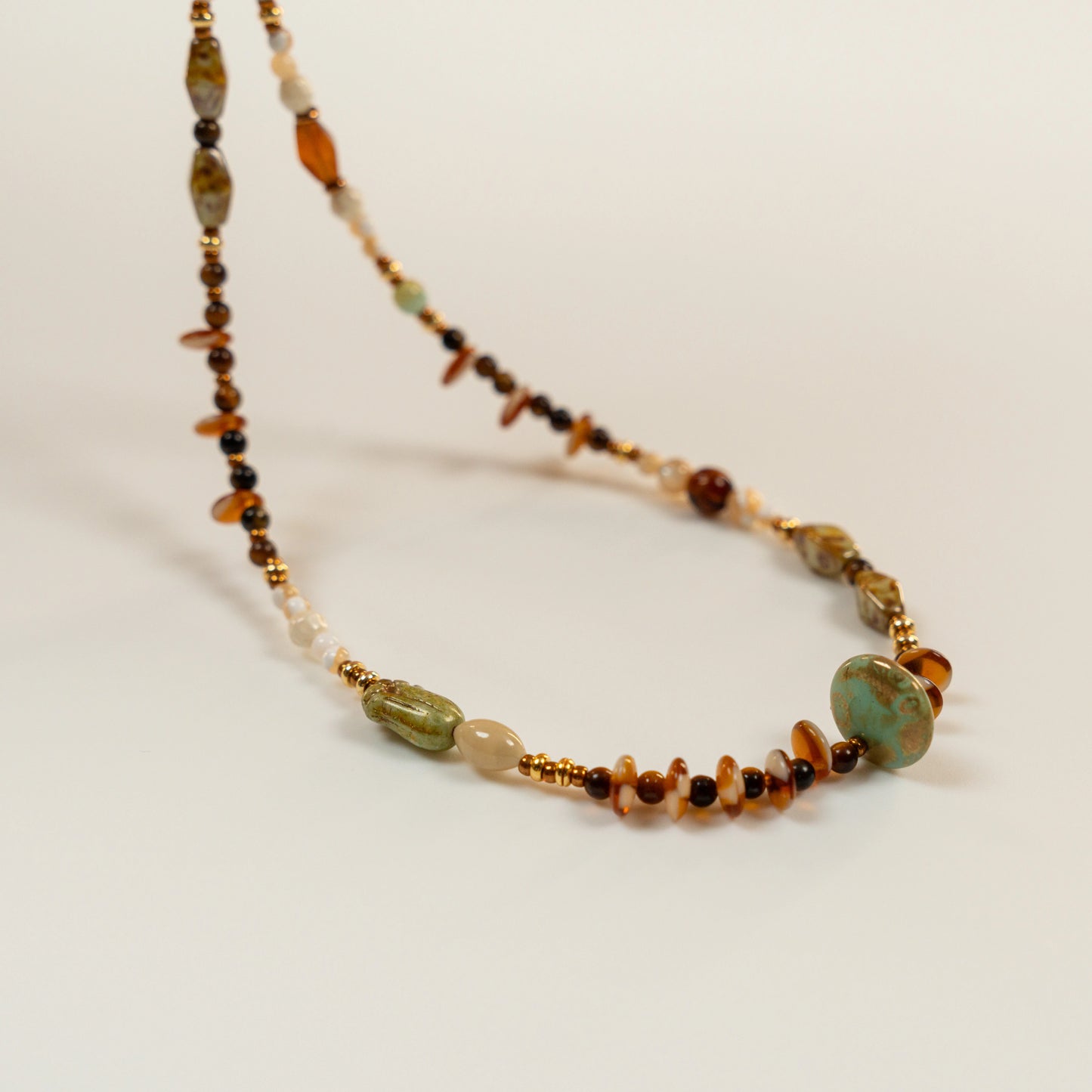 Kralenketting met tijgeroog & rozemarijn